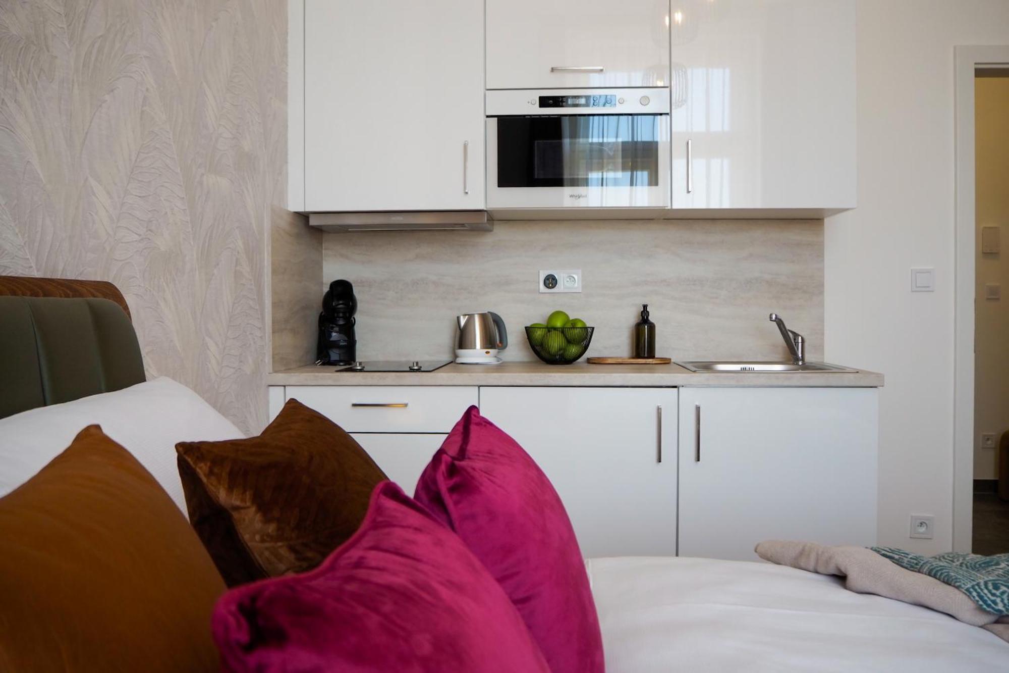 Rasinovo Nabrezi - Riverside Residence Prague Ngoại thất bức ảnh
