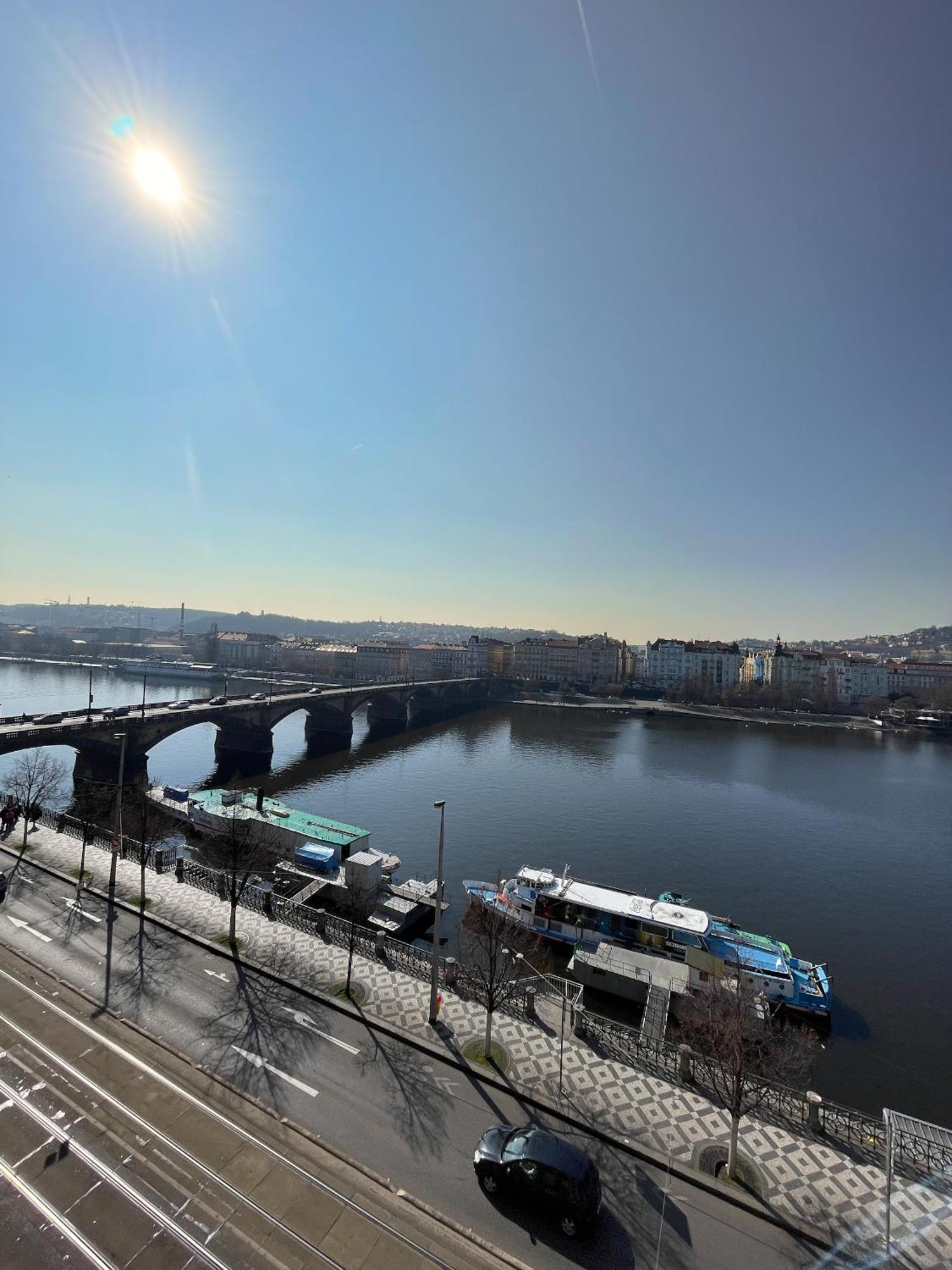 Rasinovo Nabrezi - Riverside Residence Prague Ngoại thất bức ảnh